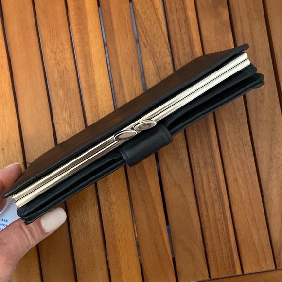 🆕 Safe Keeper RFID Blocking Leather SoHo Tab Clutch Wallet - Picture 3 of 11